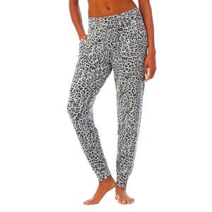 Cuddl Duds Softwear With Stretch Jogger Gray Leopard Size Medium EUC